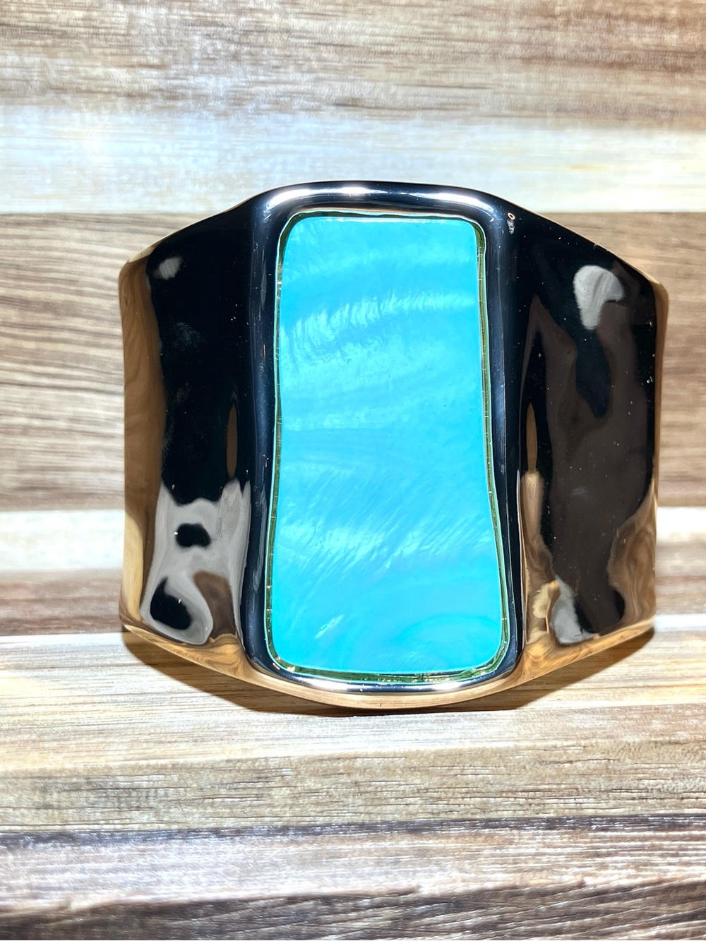 Gold Cuff Bracelet with Turquoise color inlay - Picture 4 of 5